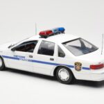Chevrolet Caprice Cheyenne Policía UT Models 1:18 - image 5 of 6