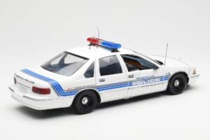 Chevrolet Caprice Sebring Policía UT Models 1:18 21029 Metal - imagen 2 de 6
