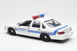 Chevrolet Caprice Sebring Policía UT Models 1:18 21029 Metal - imagen 5 de 6