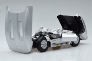 Chevrolet Corvette C1 Stingray Concept AUTOart 1:18 71000 Metal - imagen 2 de 8