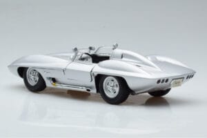 Chevrolet Corvette C1 Stingray Concept AUTOart 1:18 71000 Metal - imagen 7 de 8