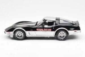 Chevrolet Corvette C3 Pace Car Indianapolis 500 1978 UT Models 1:18 21070 Metal - imagen 3 de 6