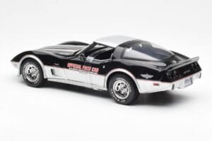 Chevrolet Corvette C3 Pace Car Indianapolis 500 1978 UT Models 1:18 21070 Metal - imagen 5 de 6