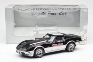 Chevrolet Corvette C3 Pace Car Indianapolis 500 1978 UT Models 1:18 21070 Metal - imagen 6 de 6