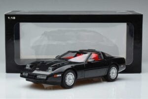 Chevrolet Corvette C4 Negro AUTOart 1:18 71242 Metal - imagen 8 de 8