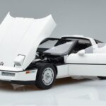 Chevrolet Corvette C4 Blanco AUTOart 1:18 71243 Metal - image 2 of 8
