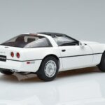 Chevrolet Corvette C4 Blanco AUTOart 1:18 71243 Metal - image 3 of 8