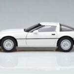 Chevrolet Corvette C4 Blanco AUTOart 1:18 71243 Metal - image 5 of 8