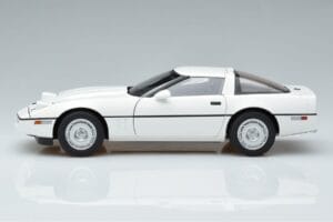 Chevrolet Corvette C4 Blanco AUTOart 1:18 71243 Metal - imagen 5 de 8