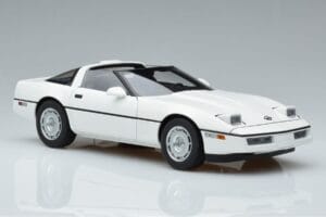 Chevrolet Corvette C4 Blanco AUTOart 1:18 71243 Metal - imagen 6 de 8