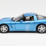 Chevrolet Corvette C5 Azul Metálico UT Models 1:18 - image 3 of 6