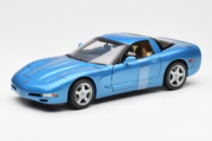 Chevrolet Corvette C5 Azul Metálico UT Models 1:18