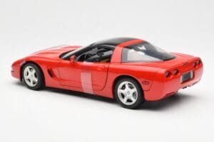 Chevrolet Corvette C5 Hardtop Rojo UT Models 1:18 21041 Metal - imagen 5 de 6