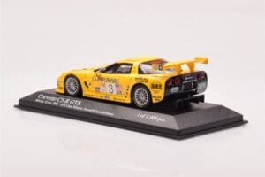 Chevrolet Corvette C5R #3 O. Gavin / J. O'Connell / R. Fellows Sebring 12 Hours 2003 Minichamps 1:43 400031403 Metal - imagen 3 de 4