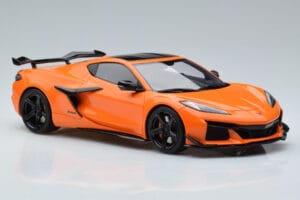 Chevrolet Corvette C8 Z06 Naranja GT Spirit 1:18 GT417 Resina - imagen 4 de 6