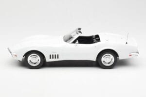 Chevrolet Corvette C3 Descapotable Can-Am Blanco Norev 1:18 189038 Metal - imagen 3 de 6