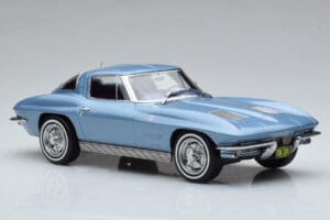 Chevrolet Corvette C2 Sting Ray Azul Norev 1:18 189050 Metal - imagen 4 de 6