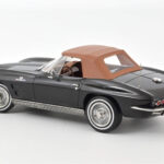 Chevrolet Corvette C2 Sting Ray Descapotable Norev 1:18 - image 2 of 3