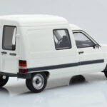 Citroen C15 D Blanco Otto 1:18 - image 2 of 6