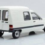 Citroen C15 E Blanco Otto 1:18 - image 2 of 6