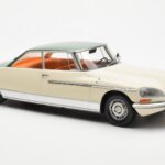 Citroen DS 21 Le Leman Cabriolet Marfil y Verde Norev 1:18 - image 4 of 6