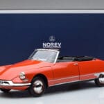 Citroen DS19 Descapotable Norev 1:18 181599 Metal - image 7 of 7