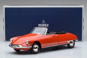 Citroen DS19 Descapotable Norev 1:18 181599 Metal - imagen 7 de 7