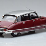 Citroen DS23 Pallas Rojo Norev 1:18 - image 3 of 7