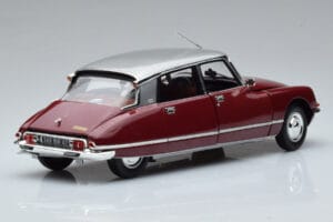 Citroen DS23 Pallas Rojo Norev 1:18 181720 Metal - imagen 3 de 7