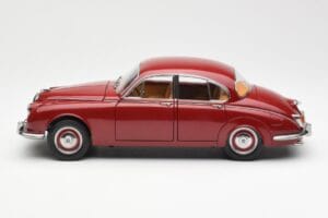 Daimler 250 V8 Rojo Paragon 1:18 PA-98312 Metal - imagen 4 de 8