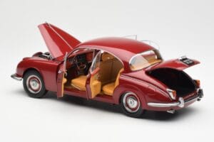Daimler 250 V8 Rojo Paragon 1:18 PA-98312 Metal - imagen 5 de 8