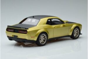 Dodge Challenger R/T Scat Pack Widebody 50 Aniversario GT Spirit 1:18 GT411 Resina - imagen 2 de 6