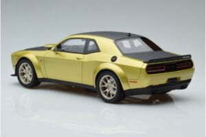 Dodge Challenger R/T Scat Pack Widebody 50 Aniversario GT Spirit 1:18 GT411 Resina - imagen 5 de 6