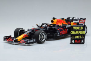 Red Bull Racing RB16B #33 M. Verstappen Abu Dhabi GP F1 World Champion 2021 Minichamps 1:18