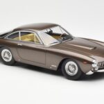 Ferrari 250 GT Lusso Marrón Metalizado KK-Scale 1:18 181023 - image 4 of 6