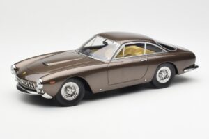 Ferrari 250 GT Lusso Marrón Metalizado KK-Scale 1:18 181023