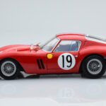 Ferrari 250 GTO #19 24 Hours of Le Mans 1962 Kyosho 1:18 - image 4 of 10