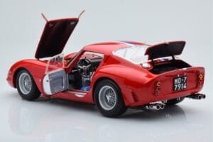 Ferrari 250 GTO #19 24 Hours of Le Mans 1962 Kyosho 1:18 08438A Metal - imagen 5 de 10