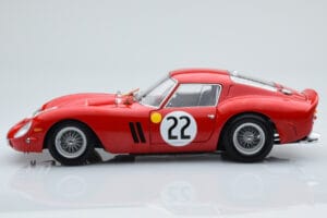 Ferrari 250 GTO #22 24 Hours of Le Mans 1962 Kyosho 1:18 08438B Metal - imagen 4 de 10