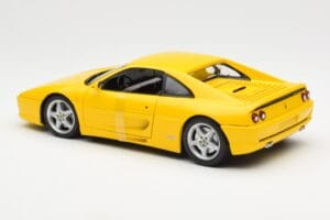 Ferrari F355 Berlinetta Amarillo UT Models 1:18 180074021 Metal - imagen 5 de 6