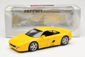 Ferrari F355 Berlinetta Amarillo UT Models 1:18 180074021 Metal - imagen 6 de 6
