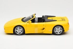 Ferrari F355 Spider Amarillo UT Models 1:18 180074031 Metal - imagen 3 de 6