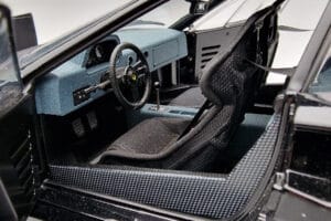 Ferrari F40 Lightweight Negro Kyosho 1:18 08412BK Metal - imagen 11 de 12