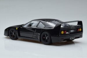 Ferrari F40 Lightweight Negro Kyosho 1:18 08412BK Metal - imagen 7 de 12