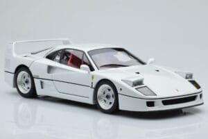 Ferrari F40 Blanco Perla Kyosho 1:18 08416PW-G Metal - imagen 6 de 8