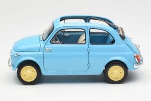 Fiat Nuova 500 Celeste Azul Kyosho 1:18 08966LB Metal - imagen 4 de 8