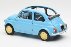 Fiat Nuova 500 Celeste Azul Kyosho 1:18 08966LB Metal - imagen 7 de 8