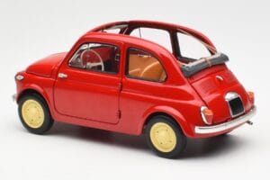Fiat Nuova 500 Coral Rojo Kyosho 1:18 08966R Metal - imagen 7 de 8