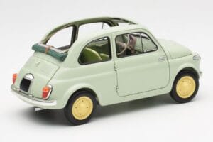 Fiat Nuova 500 Clear Verde Kyosho 1:18 08966LG Metal - imagen 3 de 8