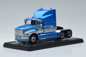 Ford Aeromax Azul IXO 1:43 TR127